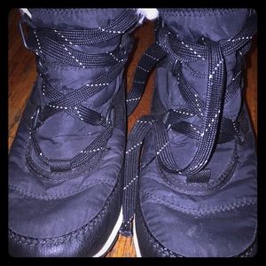 Sorel Boots kid size 4